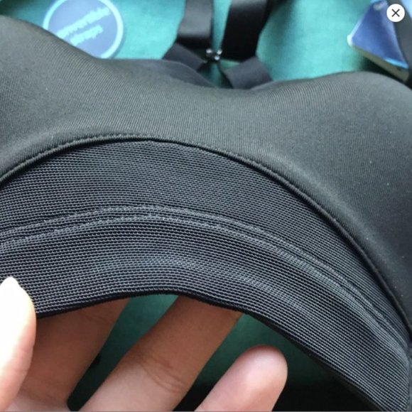 NWT 30A/B Brooks FineForm Sports Bra in Black - Picture 6 of 14